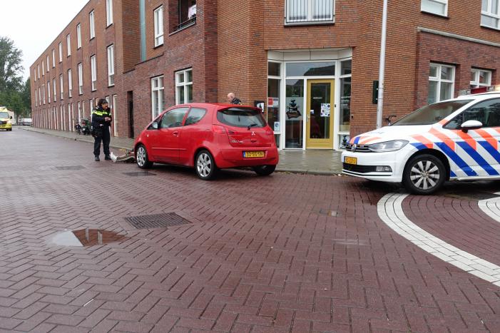 Fietsster gewond bij aanrijding met auto