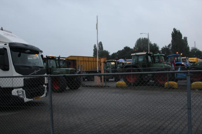 Boerenprotest bij Jumbo distributiecentrum