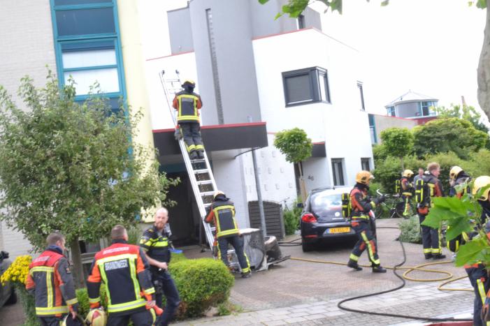 Flinke rookontwikkeling na kortsluiting in droger