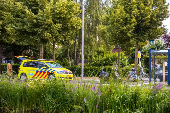Voetgangster aangereden door scooter