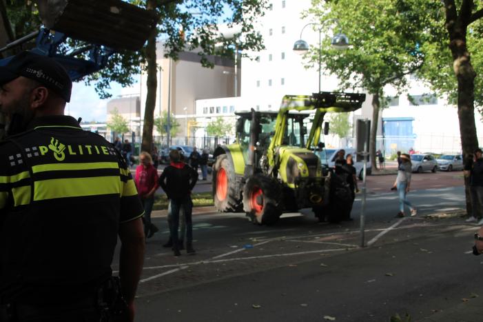 Boeren komen in actie met trekkers in het centrum