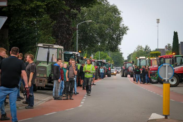Heel veel boeren onderweg om aangifte te doen tegen Carola Schouten