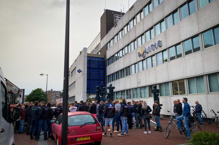 Heel veel boeren onderweg om aangifte te doen tegen Carola Schouten