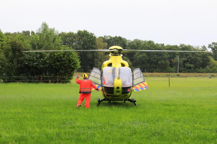 Wielrenner zwaargewond na aanrijding