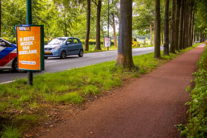 Wielrenner zwaargewond na aanrijding