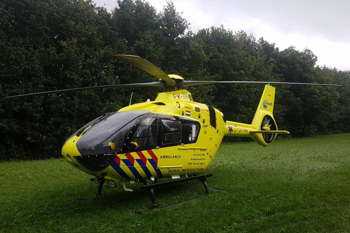 Traumahelikopter landt voor gewonde bij sauna