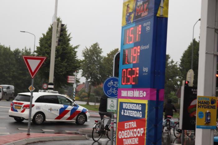 Steekpartij gemeld bij benzinepomp
