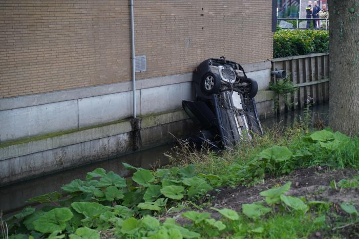 Man overleden bij zeer ernstig verkeersongeval