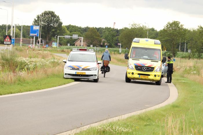 Gewonde wielrenner aangetroffen in de berm