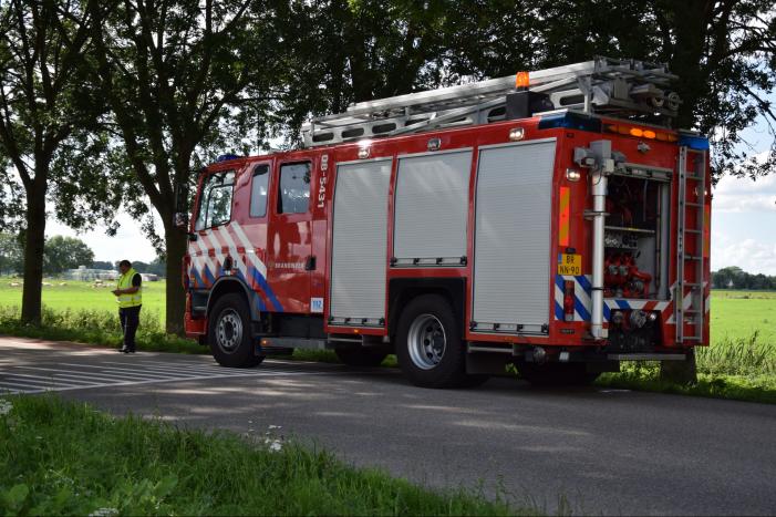 Auto belandt in sloot na ongeval