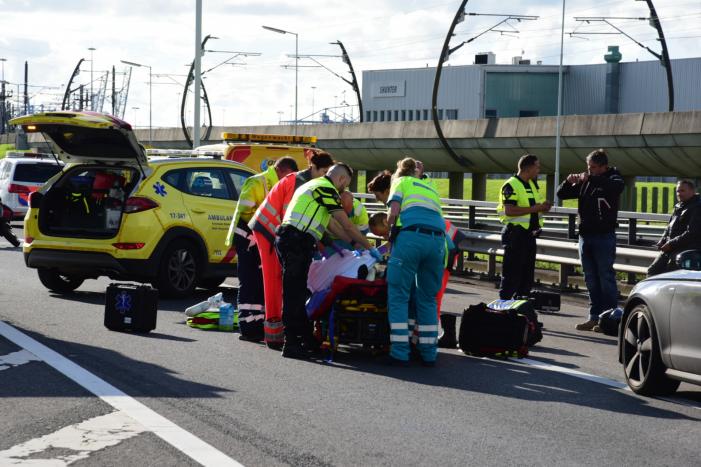 Motorrijder zwaargewond na ongeval