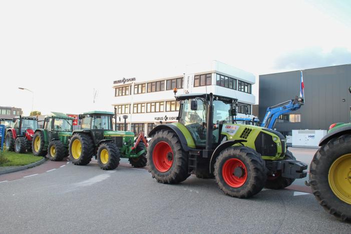 Boeren blokkeren distributiecentrum Boni