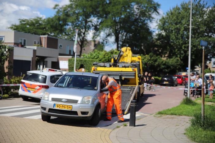 Gewonde nadat auto op de kant beland