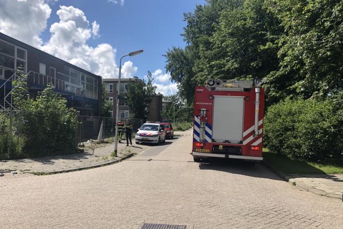 Brand in voormalig autoschadeherstelbedrijf
