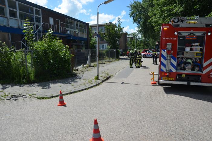 Brand in voormalig autoschadeherstelbedrijf