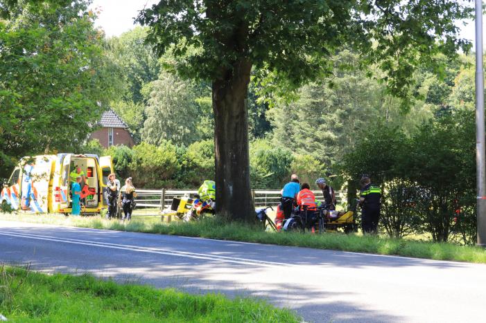 Fietser zwaargewond na ongeval op fietspad