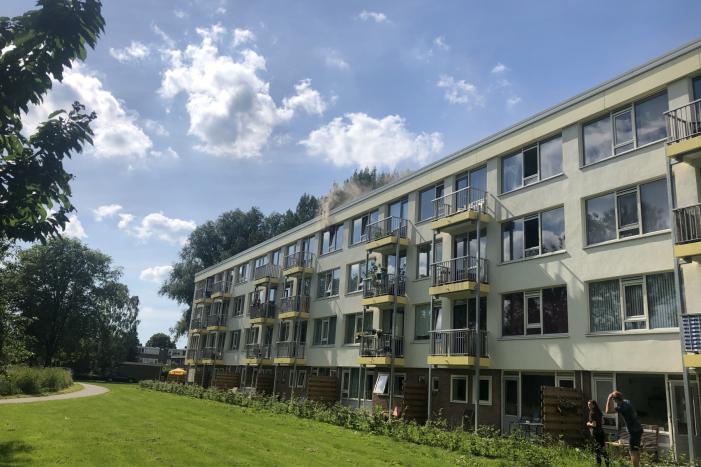 Veel rook bij brand in appartement