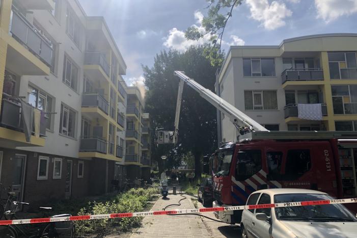 Veel rook bij brand in appartement
