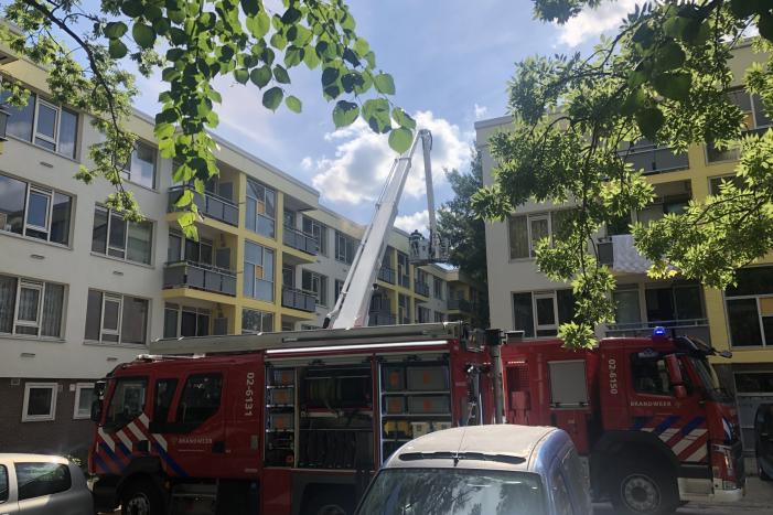 Veel rook bij brand in appartement