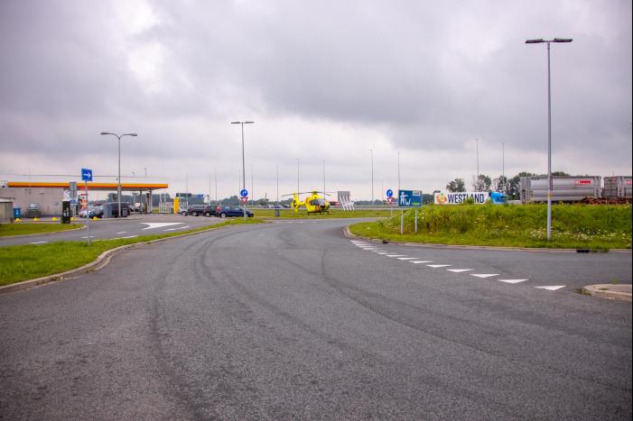 Traumahelikopter strandt naast A1