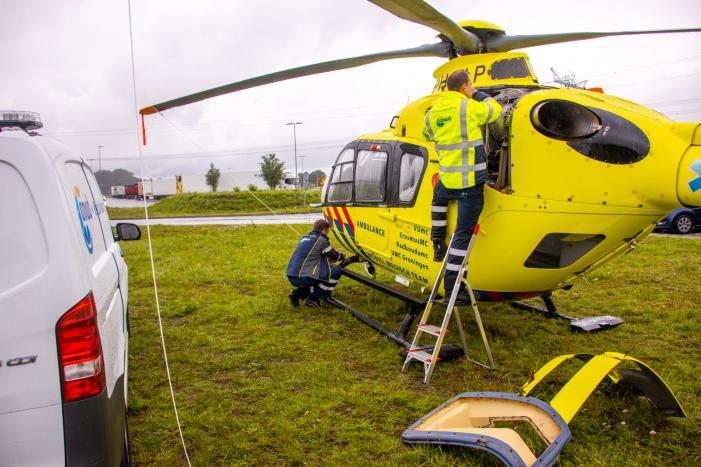 Traumahelikopter strandt naast A1
