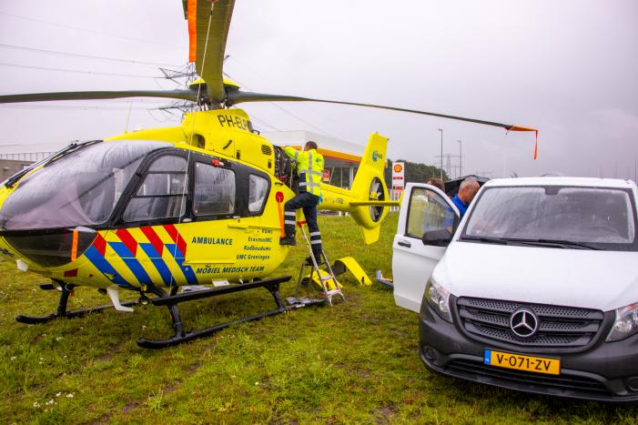 Traumahelikopter strandt naast A1