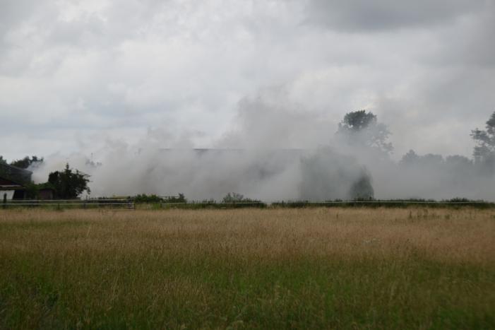 Veel rookontwikkeling bij hooibrand