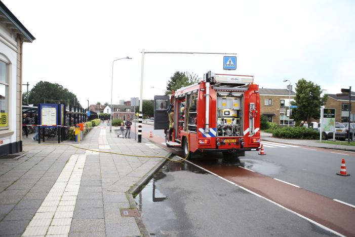 Station Nijkerk deels afgesloten door mogelijke brand