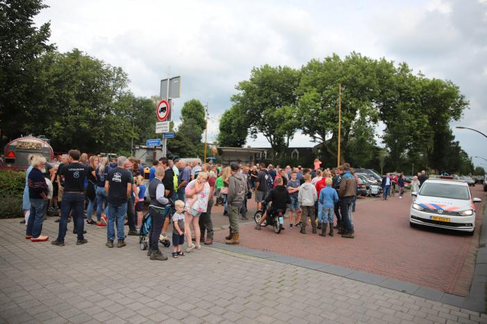 Boeren houden protest met meerdere tractoren