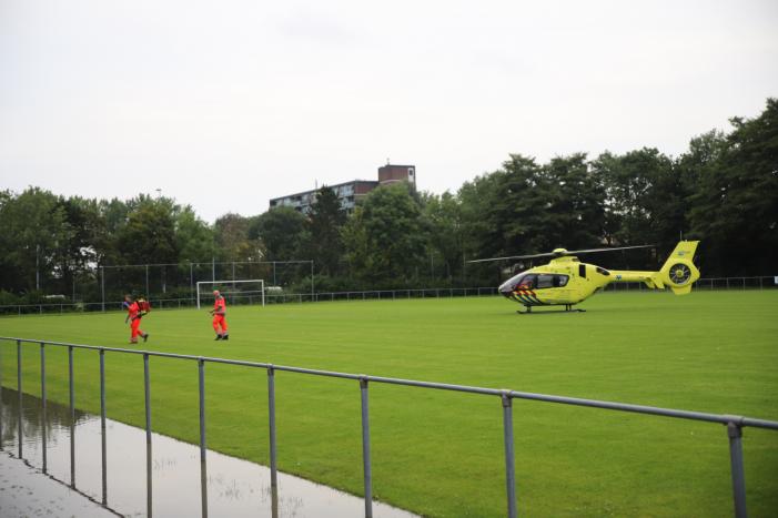 Traumahelikopter landt voor incident