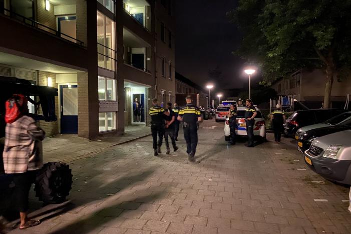 Grote politiemacht op de been in Goverwelle, verdachte aangehouden