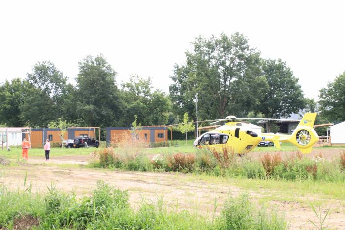 Traumahelikopter landt voor incident op Camping