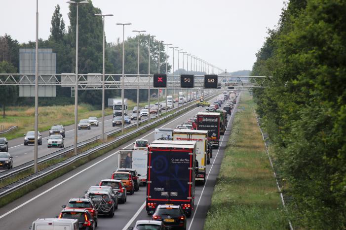 Lange files na ongeval op A1