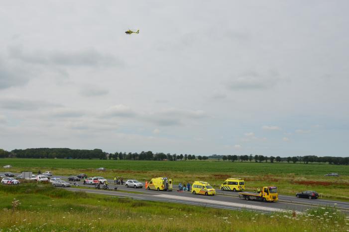 Motorrijder ernstig gewond bij verkeersongeval