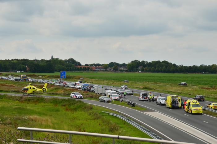Motorrijder ernstig gewond bij verkeersongeval