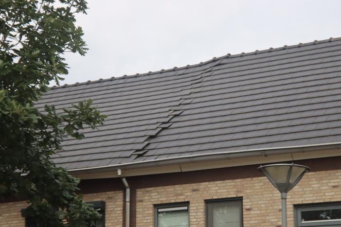 Zeven woningen ontruimd na verzakking