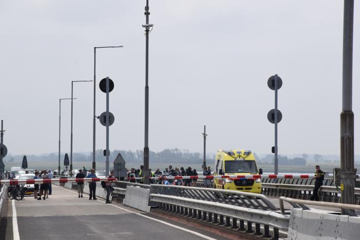 Gewonde bij ongeval met motor op Philipsdam