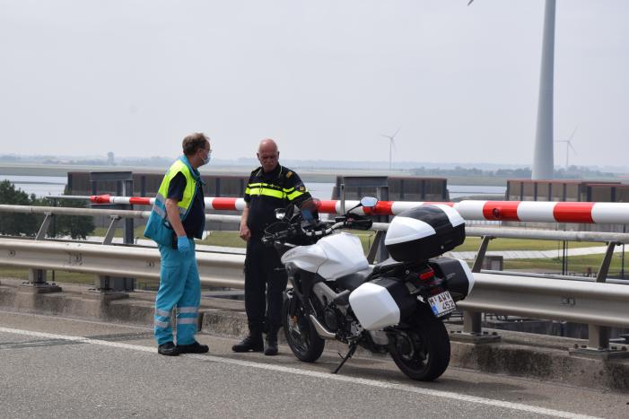 Gewonde bij ongeval met motor op Philipsdam