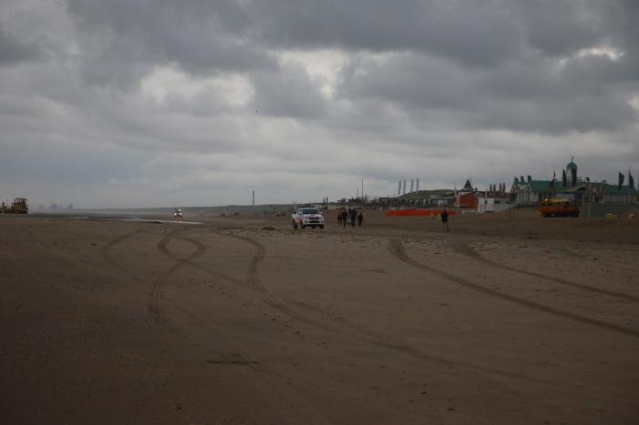 Grote zoekactie op zee na aantreffen kleding