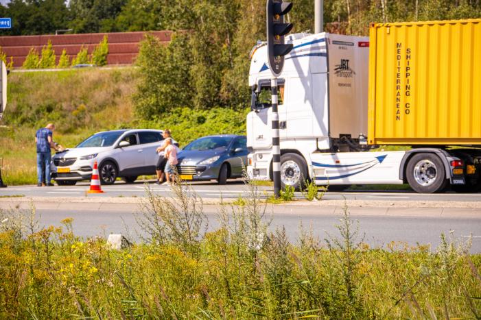 Meerdere voertuigen betrokken bij verkeersongeval