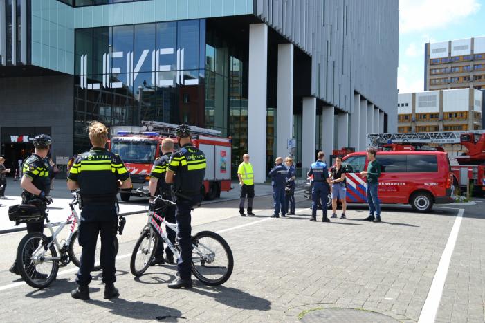 Brand in meterkast van kantoorpand Level