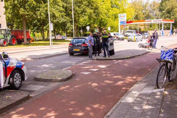 Scooterrijder gelanceerd bij aanrijding met auto