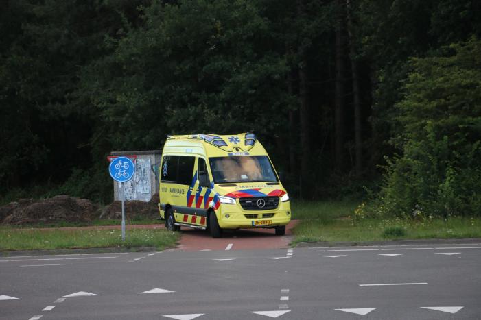Fietser zwaargewond na val