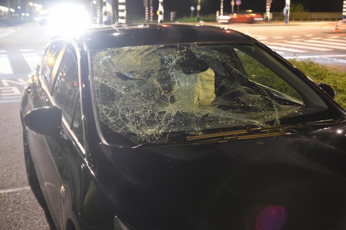 Wielrenner gewond na aanrijding met auto