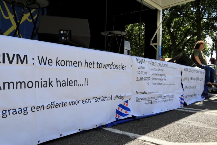 Boeren moeten tractoren thuis laten bij demonstratie RIVM