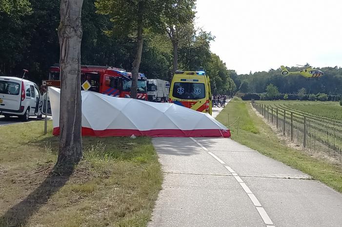 Dode en zwaargewonde bij frontale botsing