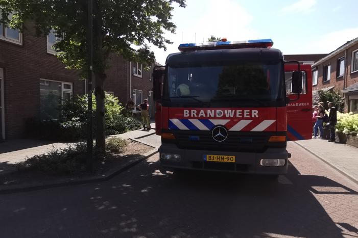 Veel schade na brand in achtertuin