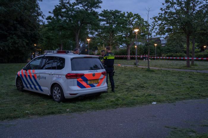 Politie houdt verdachte met vuurwapen aan na lossen waarschuwingsschoten
