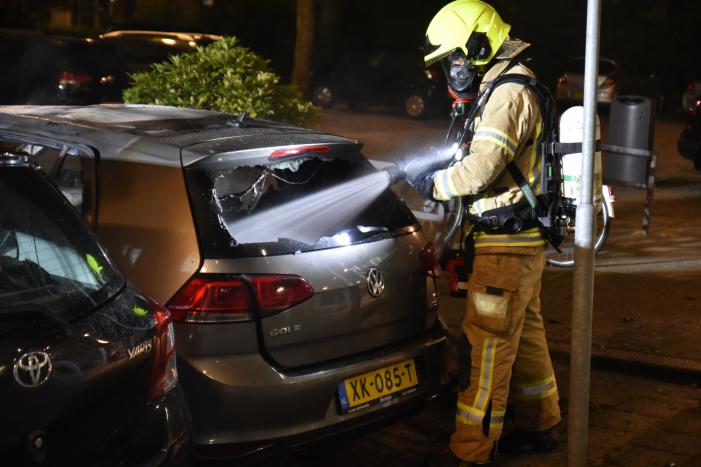 Auto verwoest door brand