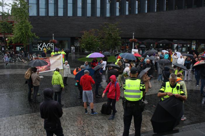 Demonstratie tegen spoedwet en anderhalve meter samenleving
